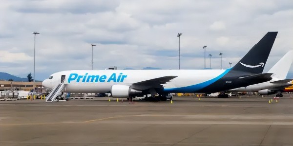 电商低迷，亚马逊货运航班增速创新低
