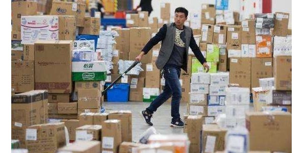 双11一周邮快件预计28亿件 快递企业临时补员近40万